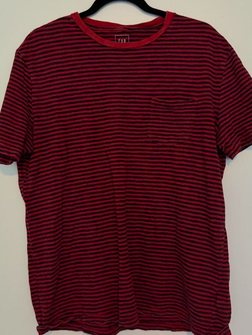 Vintage red and dark red horizontal striped Gap t-shirt in a L